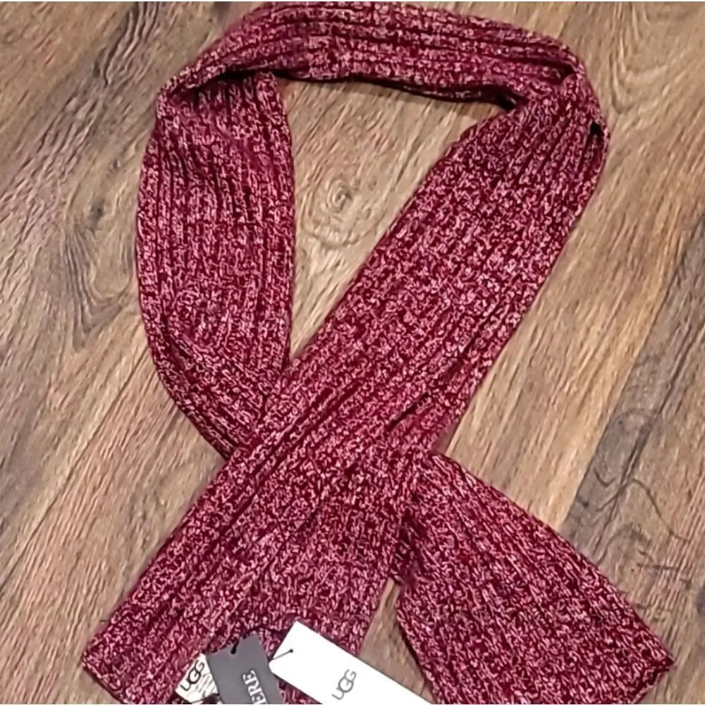 Ugg Pippa 100%‎ Cashmere Scarf